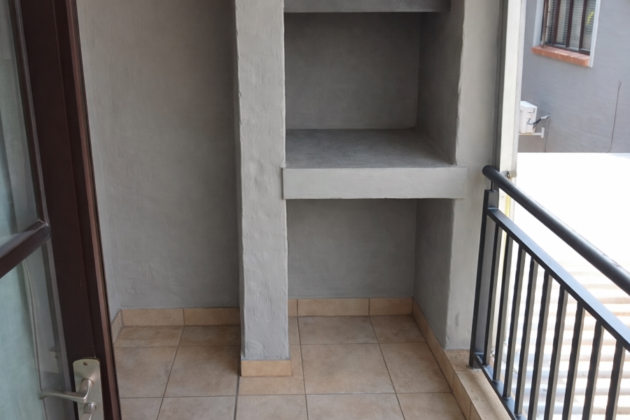 2 Bedroom Property for Sale in Waterval East North West